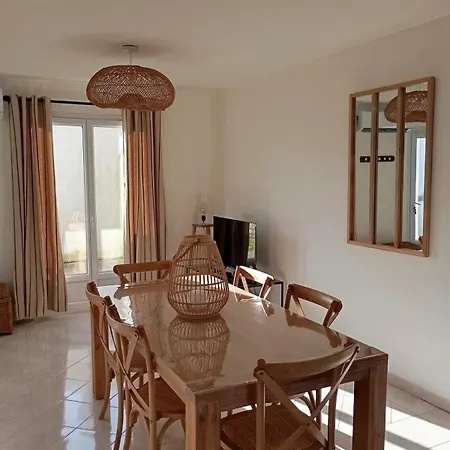 Maison Proche De La Prázdninový dům La Brée-les-Bains